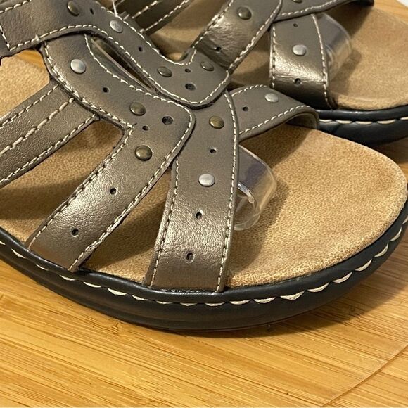 Clark's Gold Metallic Leather Sandal Women's 9 Strappy Coastal Comfort Slide - Picture 5 of 9